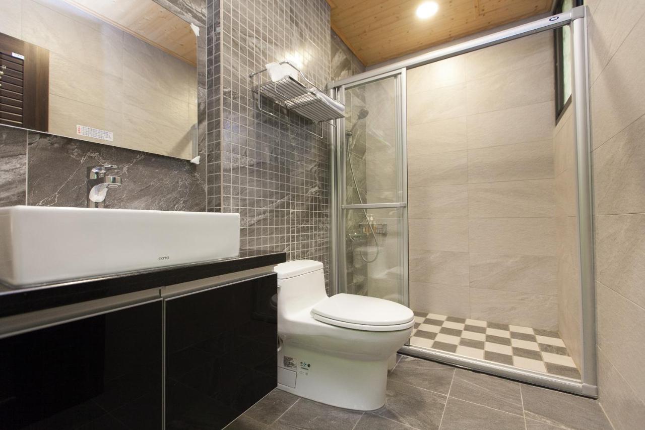 Iris Guest House Hualien City Exterior photo